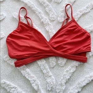 Vince camuto swim top